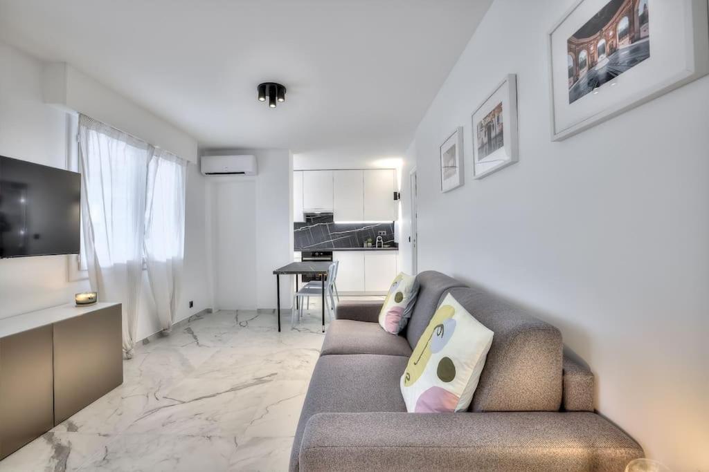 The White Cocoon In Antibes City 外观 照片